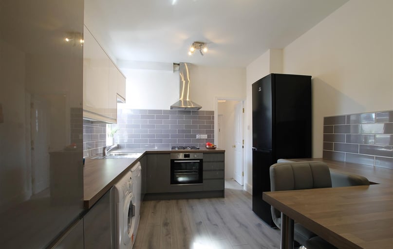 Glenthorn Road, Jesmond, Newcastle - Image 1